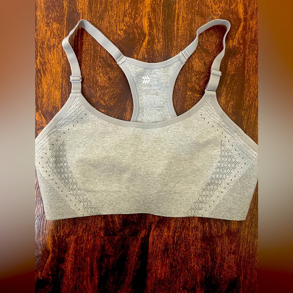 Women's Seamless Medium Support Cami Sports Bra All In Motion Size M Gray